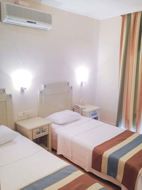 Costa Sarıyaz Hotel standart oda fotoğrafı 6